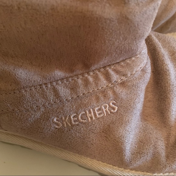 SKETCHERS beige faux suede size 7 women’s boots - Picture 8 of 9